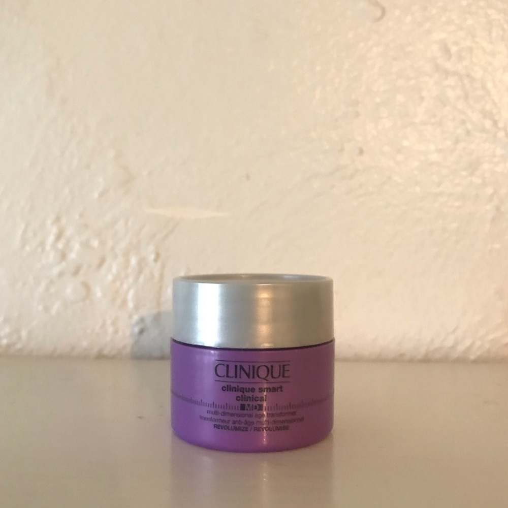 $8 • Clinique • Smart Clinical MD Revolumize